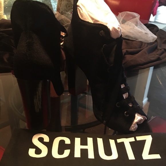 Schutz Velvet Ribbon Heels ( Size 10) - Picture 4 of 5